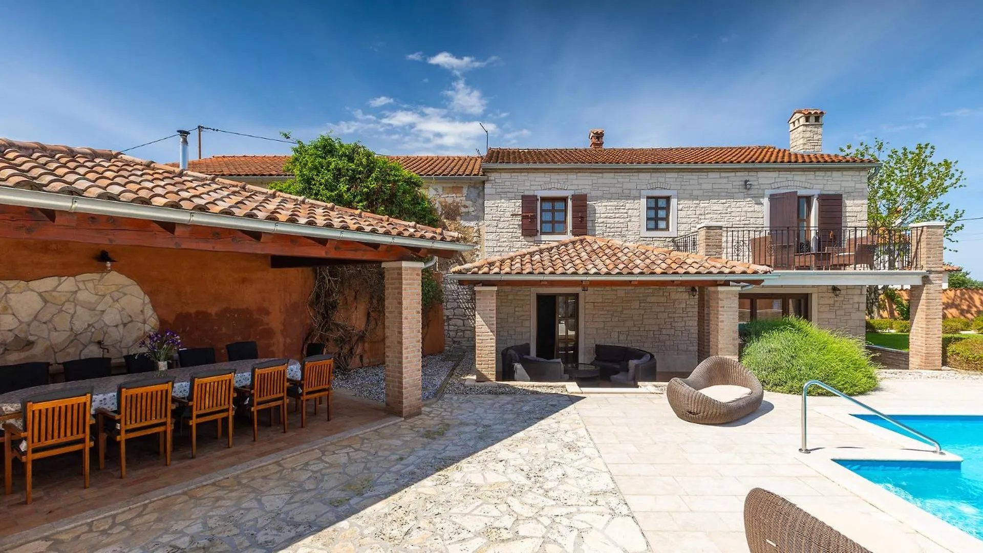 Beautiful Villa Gospodi With Pool In Tinjan Radetici 0*,  Croatia