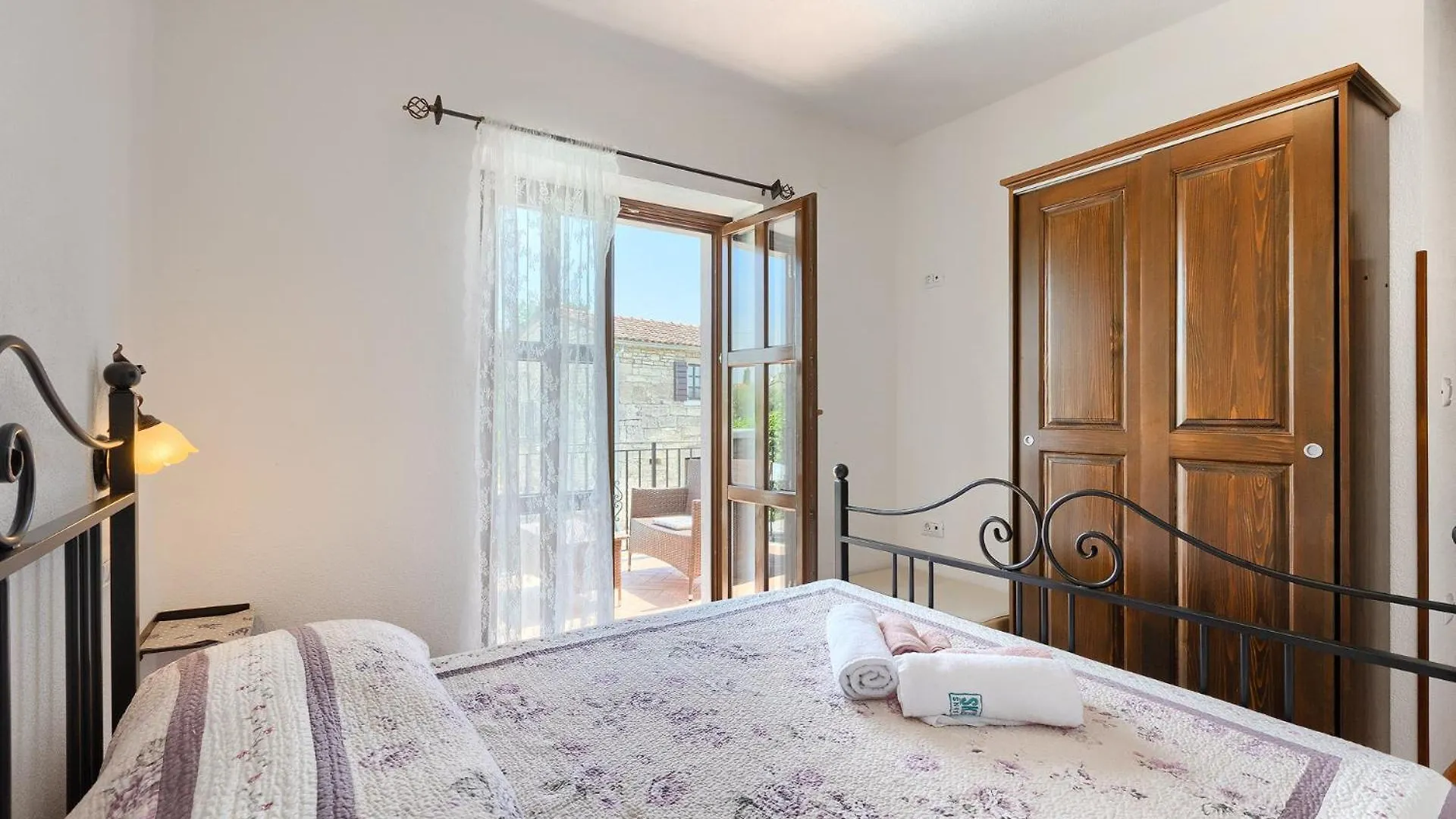 Beautiful Villa Gospodi With Pool In Tinjan Radetici 0*,  Croatia